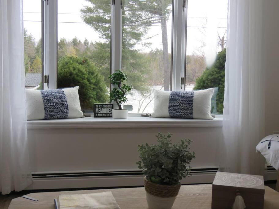 Catskills Cottage With Lake View Book Now Rock Hill Buitenkant foto